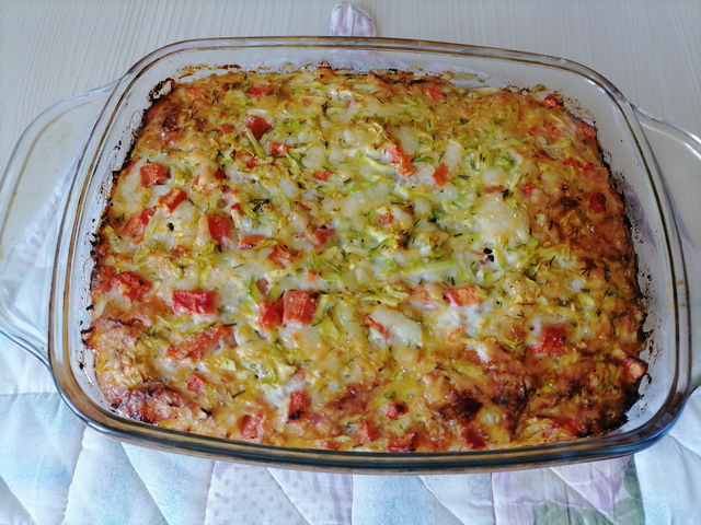 Кабачковая запеканка с помидорами и сыром фото
